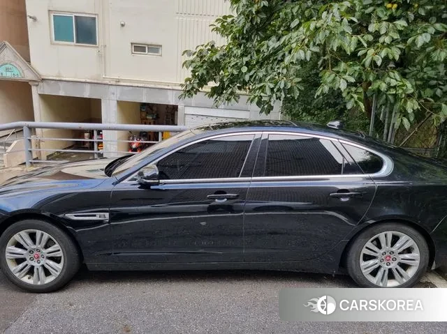 Jaguar XF (X260) id 3302888 из Кореи 13