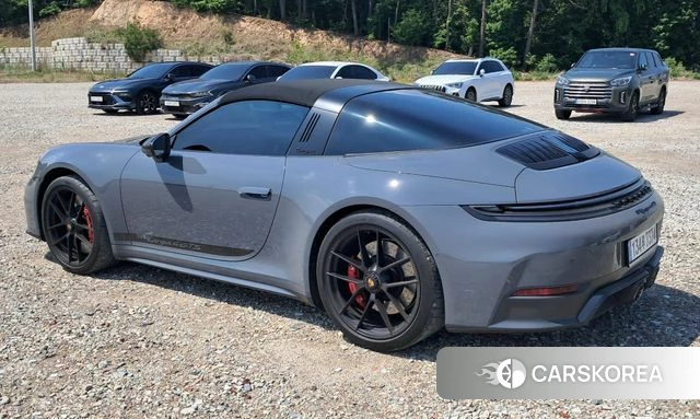 Porsche 911(992) id 4321473 из Кореи 13