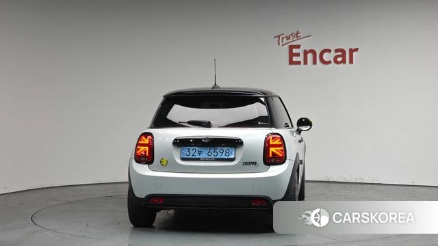 Mini Cooper Electric id 3851798 из Кореи 13