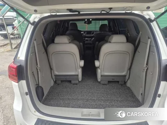 Kia The New Carnival 2019 Белый из Кореи, фото 5