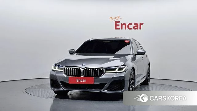 BMW 5 Series (G30) id 4292761 из Кореи 13