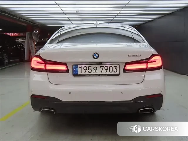 BMW 5 Series (G60) id 3477002 из Кореи 13