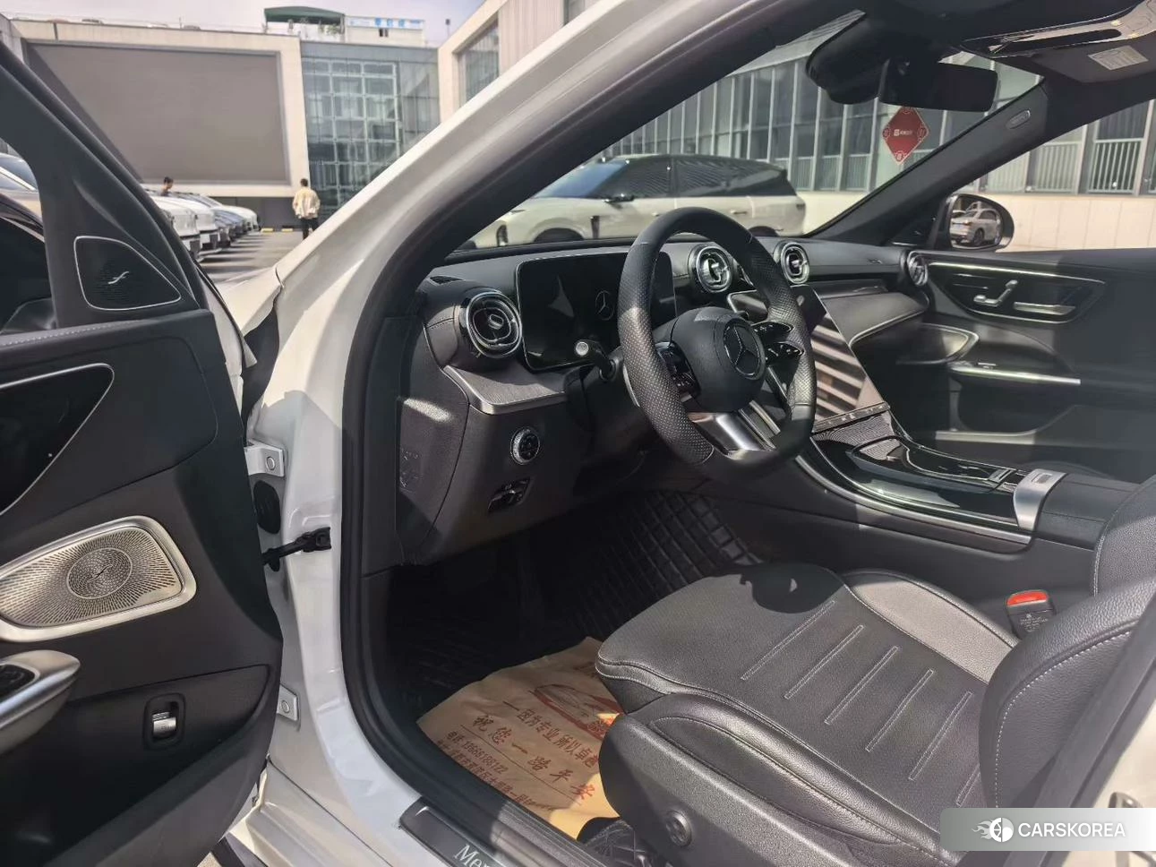 Mercedes-Benz Class C 2023 Белый из Китая, фото 3