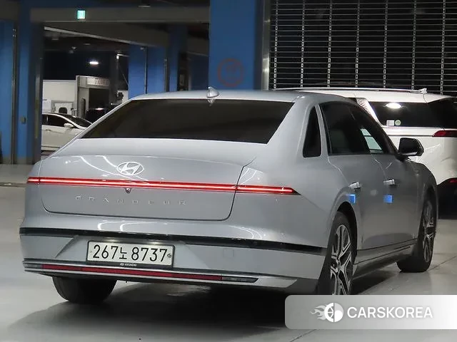 Hyundai Grandeur (GN7) id 3251960 из Кореи 13