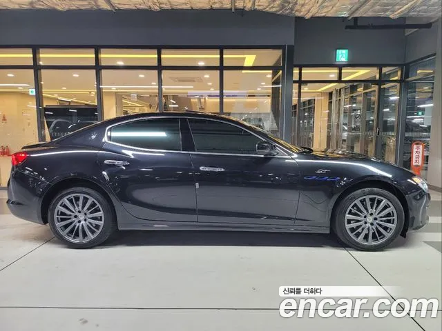Maserati Ghibli id 2594181 из Кореи 13