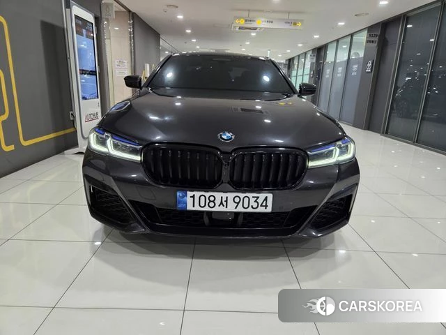 BMW 5 Series (G30) id 4292424 из Кореи 13