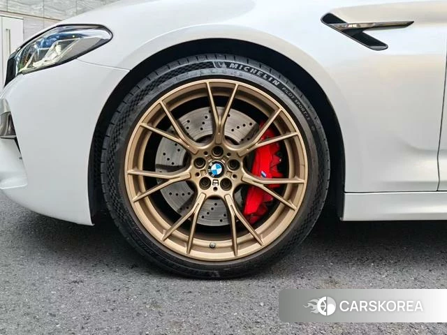 BMW M5 2023 Белый из Китая, фото 3