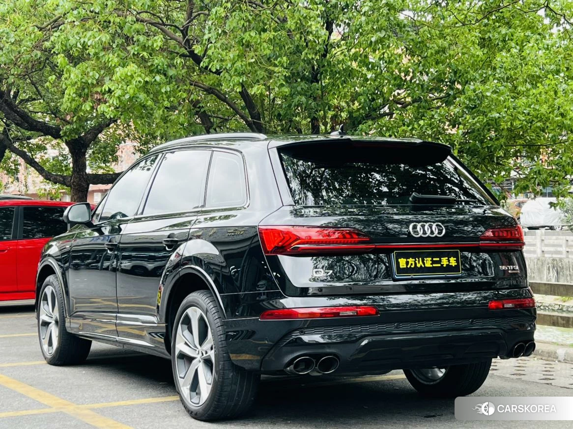 Audi Q7 id 4452800 из Китая 23