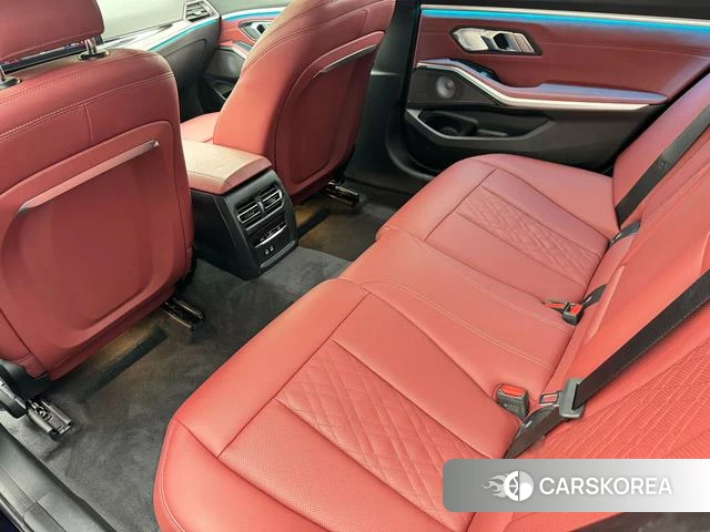 BMW 3 series 2023 Черный из Китая, фото 5