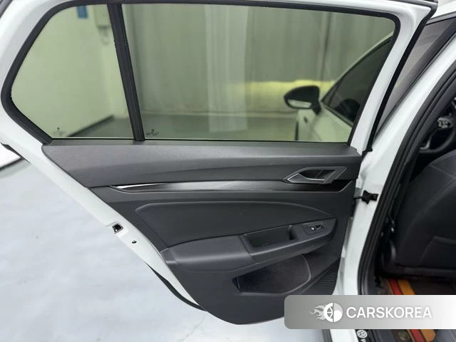 Volkswagen Golf id 4274073 из Китая 14