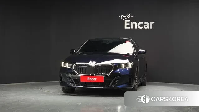 BMW 5 Series (G60) id 3769457 из Кореи 13