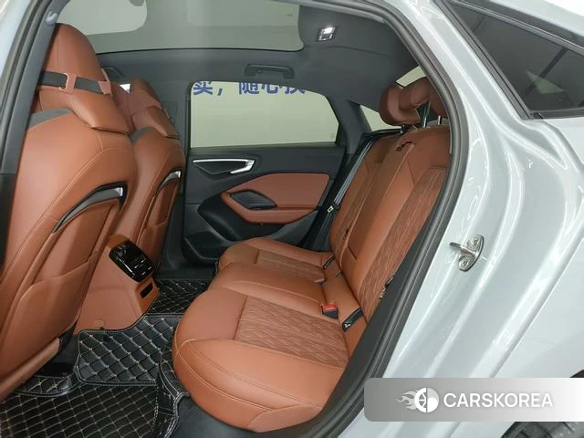 Audi A5L id 4300418 из Китая 12