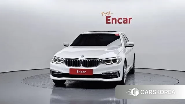 BMW 5 Series (G30) id 3283346 из Кореи 13