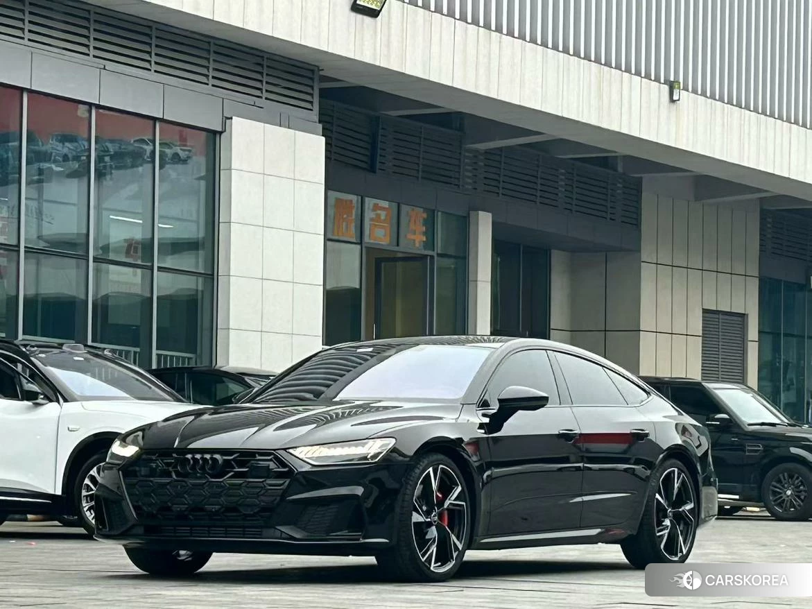 Audi A7 2023 Черный из Китая, фото 3