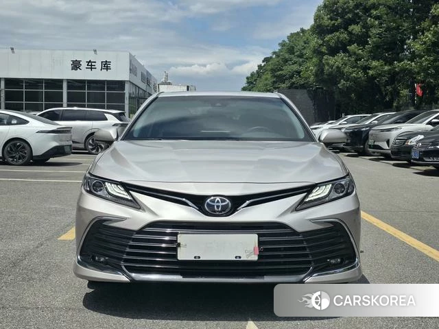 Toyota Camry 2022 Шампань из Китая, фото 3