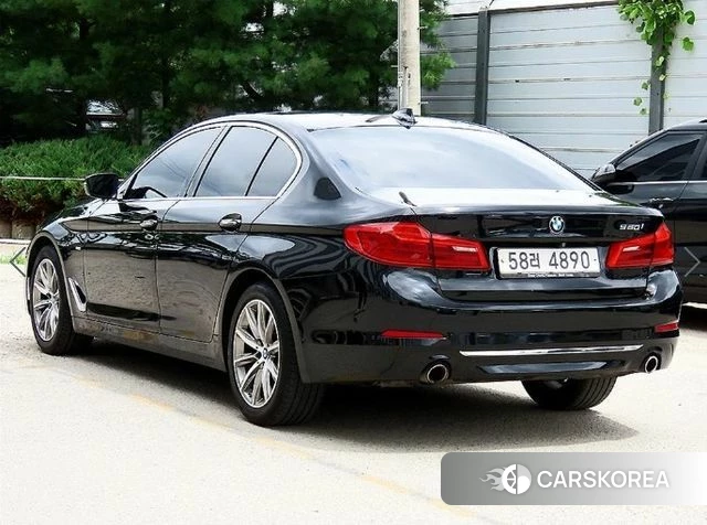 BMW 5 Series (G30) id 4581998 из Кореи 13