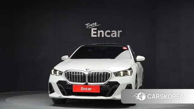 BMW 5 Series (G60) id 3758071 из Кореи 13