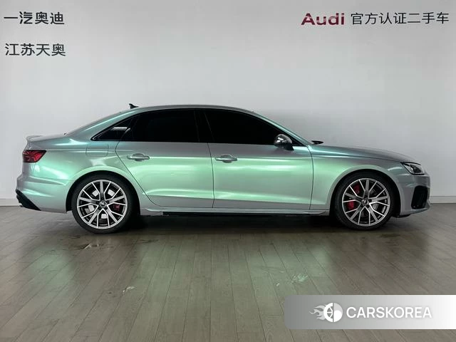 Audi S4 2023 Серебристо-серый из Китая, фото 6