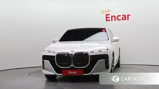 BMW i7 (G70) id 3596627 из Кореи 13