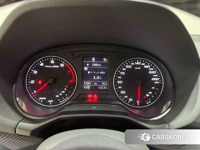 Audi Q2L id 4307178 из Китая 10