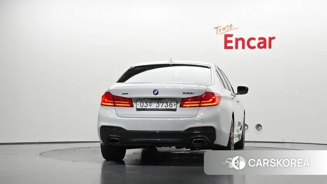 BMW 5 Series (G30) id 4850131 из Кореи 23