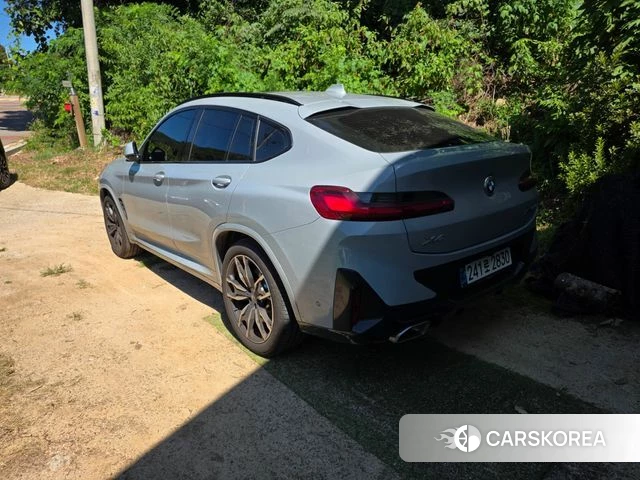 BMW X4 (G02) 2025 Светло-серебряный цвет из Кореи, фото 3