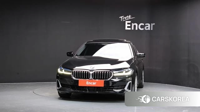 BMW 5 Series (G30) id 4864632 из Кореи 13
