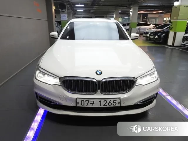 BMW 5 Series (G30) id 3695549 из Кореи 11