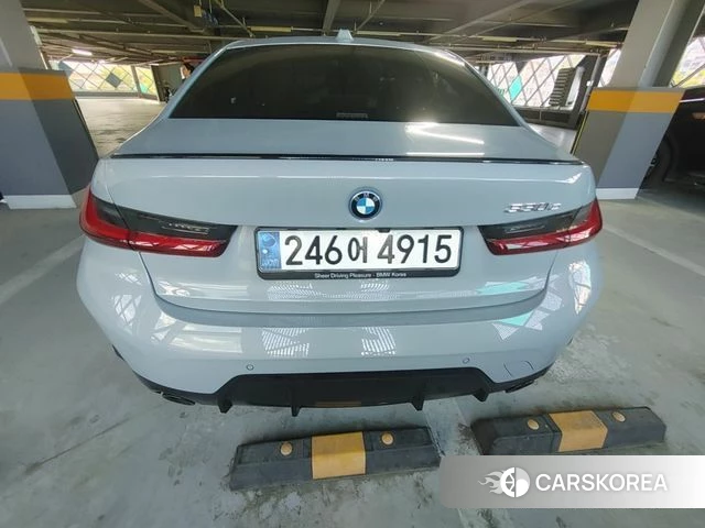 BMW 3 Series (G20) 2023 Серебристо-серый из Кореи, фото 3