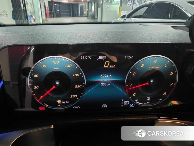 Mercedes-Benz GLB-Class X247 2023 Белый из Кореи, фото 3