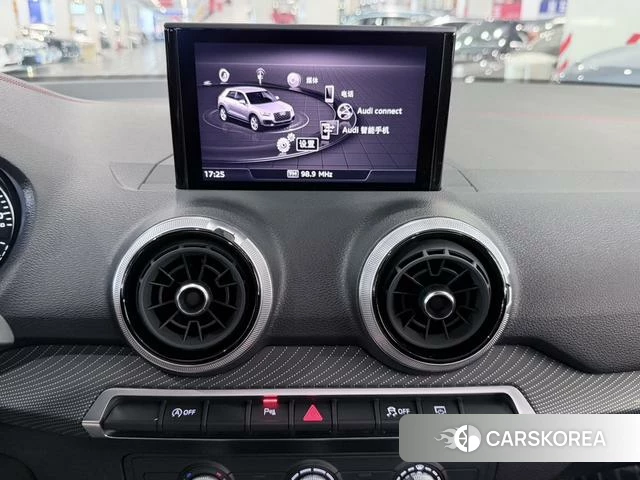 Audi Q2L id 4301152 из Китая 12