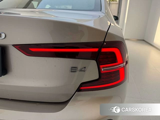 Volvo S60 id 4211001 из Китая 14
