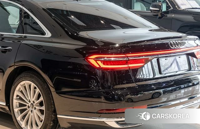 Audi A8 id 4275463 из Китая 11