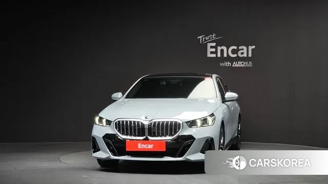 BMW 5 Series (G60) id 3674673 из Кореи 13