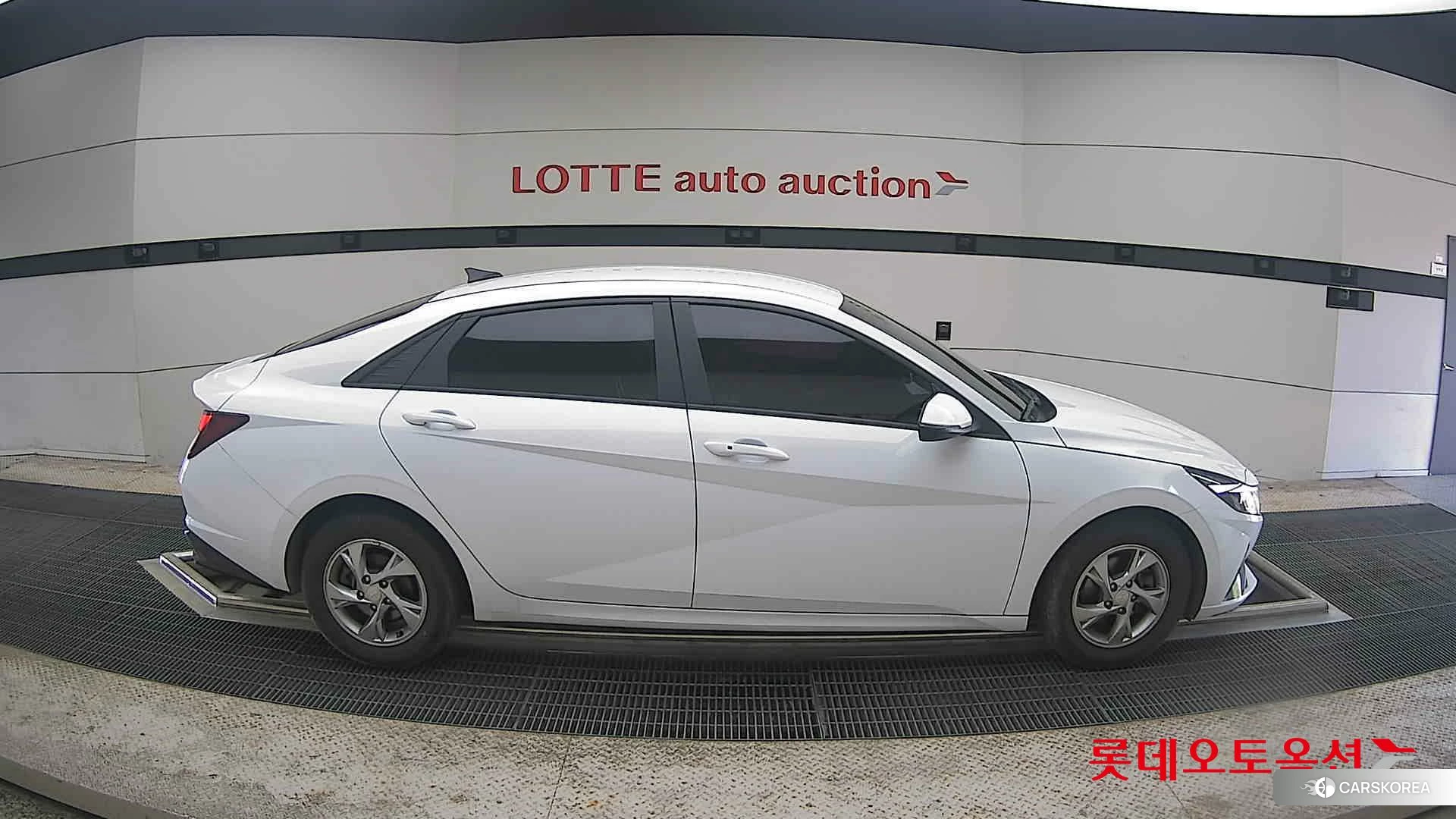 Hyundai Avante id 4289507 из Кореи 23