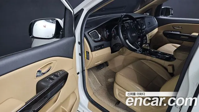 Kia The New Carnival id 2574253 из Кореи 13