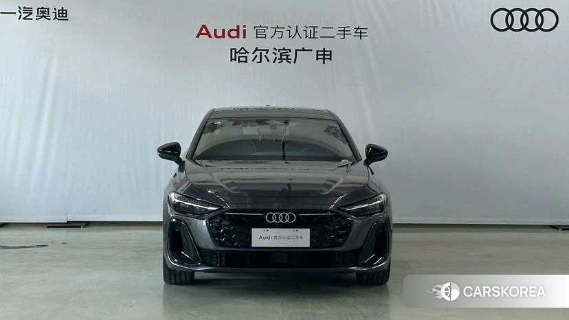 Audi A5L id 4426671 из Китая 10