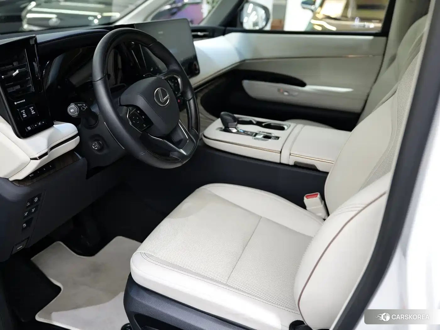 Lexus LM id 4548257 из Китая 10