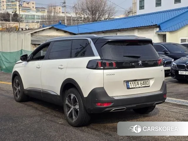 Peugeot 5008 second generation 2021 Белый из Кореи, фото 3