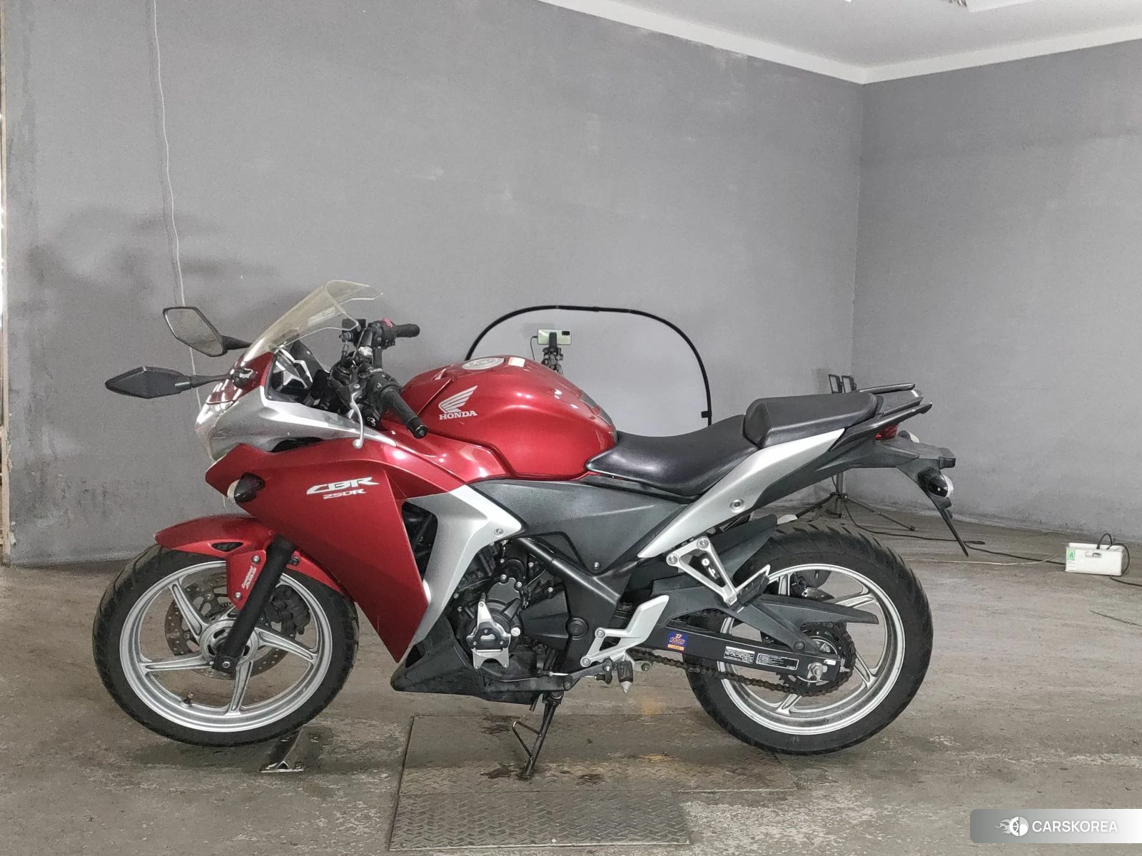Проданный Honda CBR250R id 3947191 из Японии