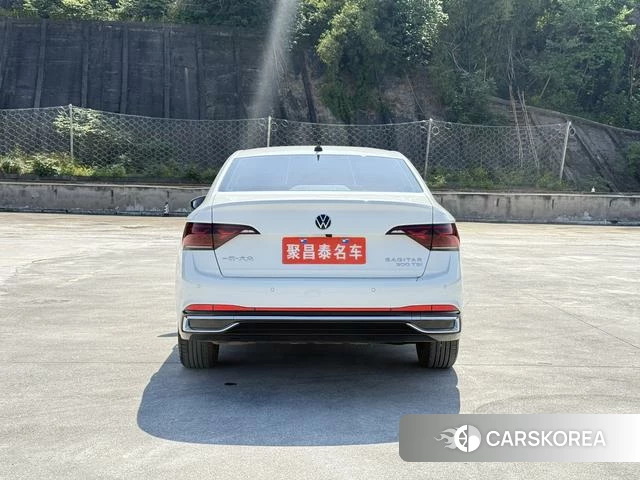 Volkswagen Sagitar 2024 Белый из Китая, фото 3