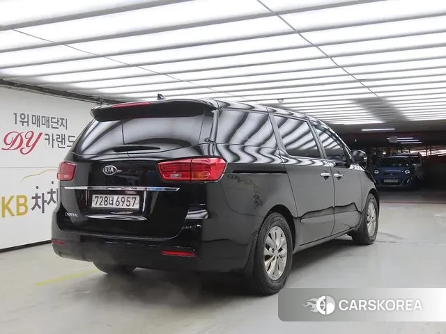 Kia The New Carnival id 3733680 из Кореи 12