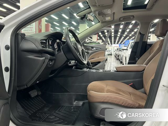 Buick Regal id 4227917 из Китая 7