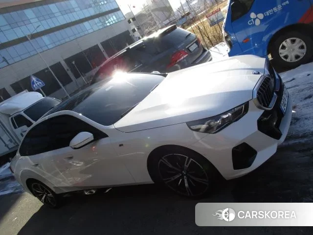 BMW 5 Series (G60) id 3619425 из Кореи 13