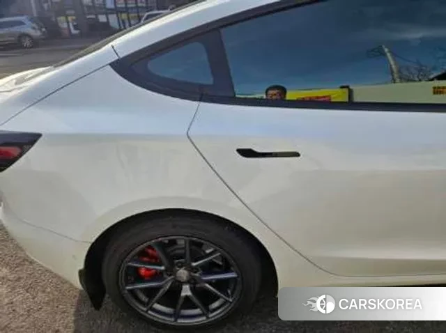 Tesla Model 3 2021 Белый из Кореи, фото 3