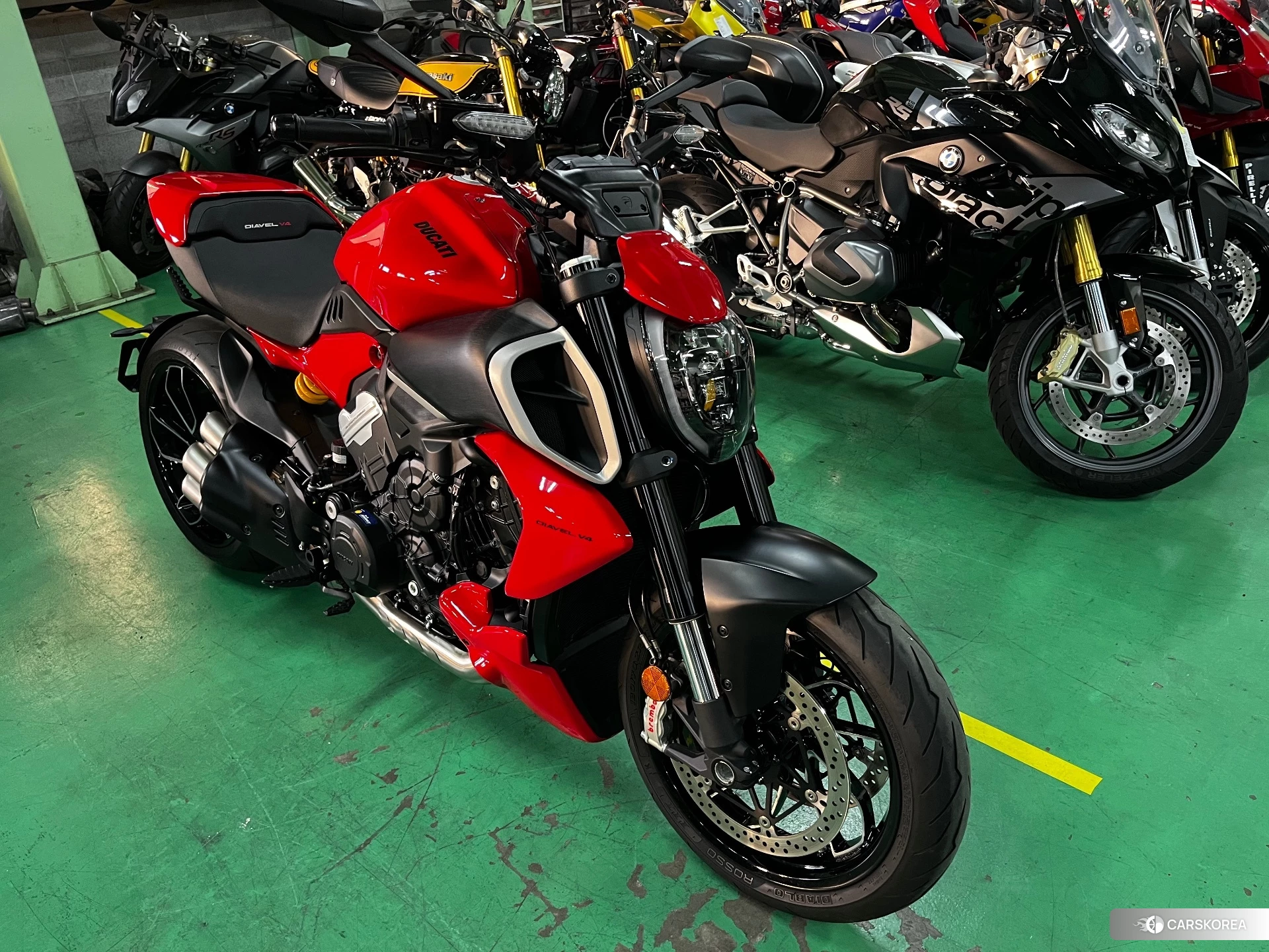 Проданный Ducati DIAVEL V4 2023 из Японии, фото 2