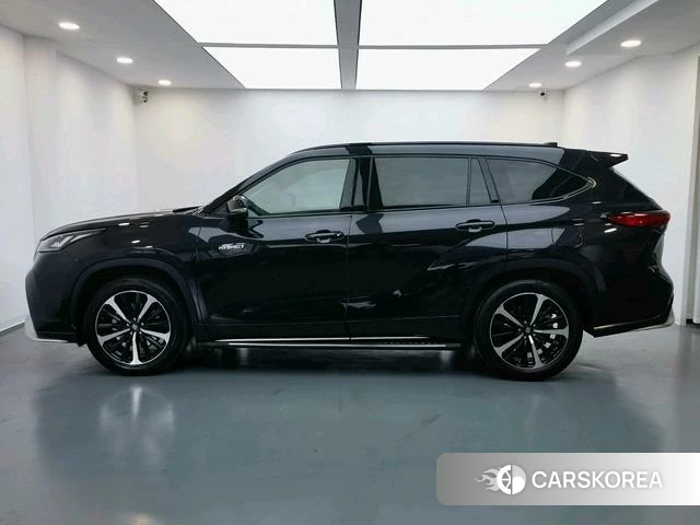 Toyota Crown Lufang id 4238744 из Китая 13