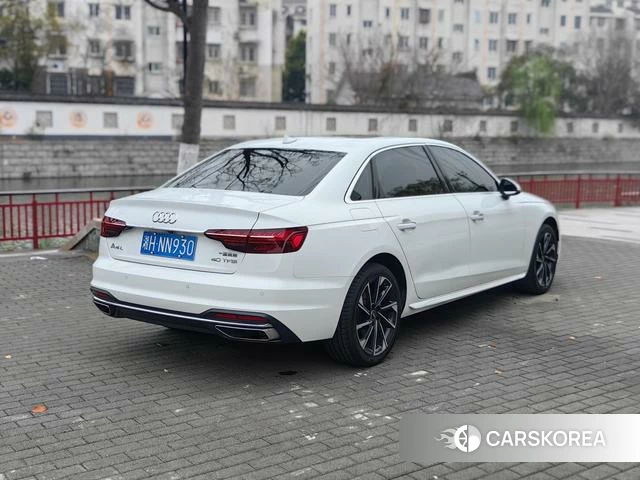 Audi A4L 2022 Белый из Китая, фото 3
