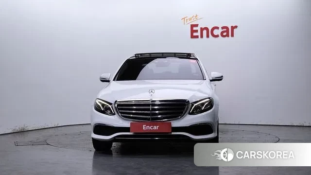 Mercedes-Benz E-Class W213 id 3552618 из Кореи 13