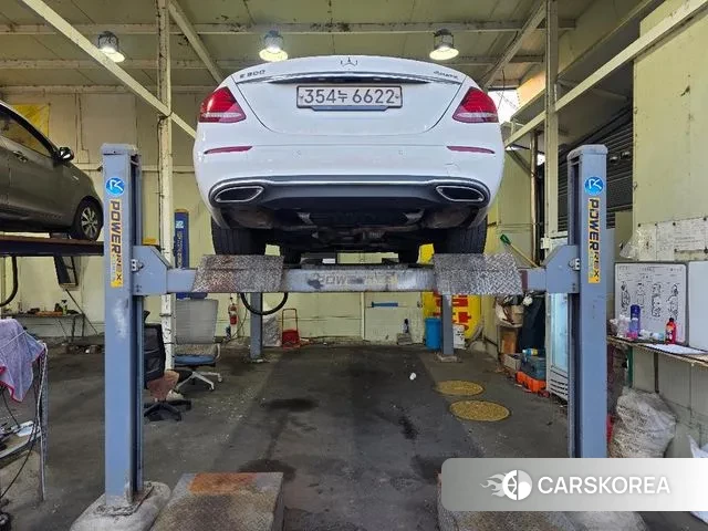 Mercedes-Benz E-Class W213 2020 Белый из Кореи, фото 3